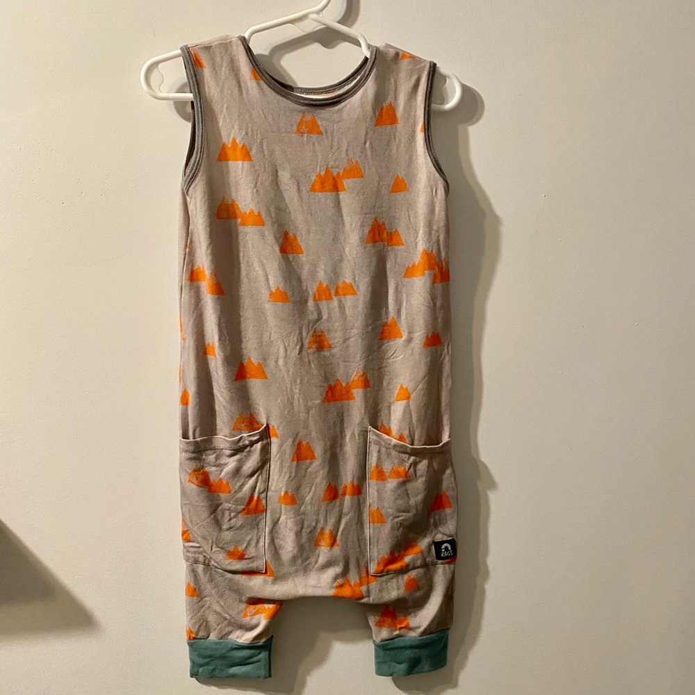 RAGS romper